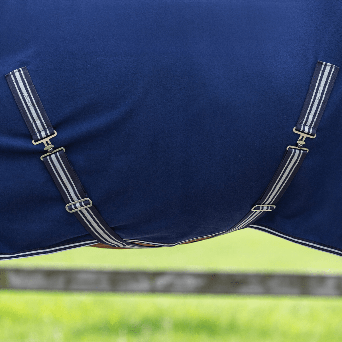 QHP Fleece rug basic with neck blue